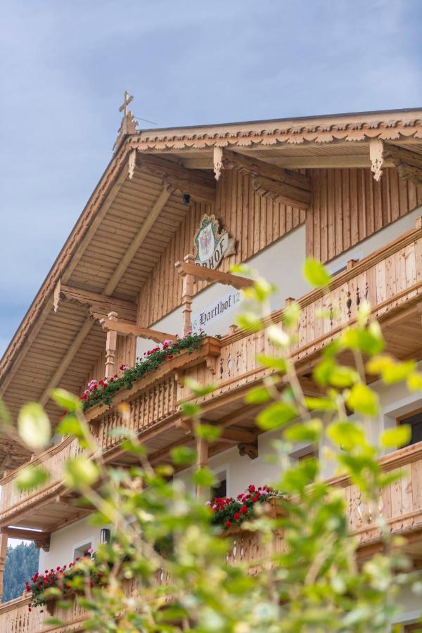 Hartlhof Urlaub Am Baby- Und Kinderbauernhof Niederau Exterior foto